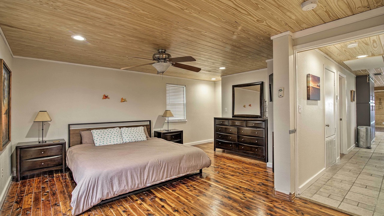 Photo of Bedroom in Rockport