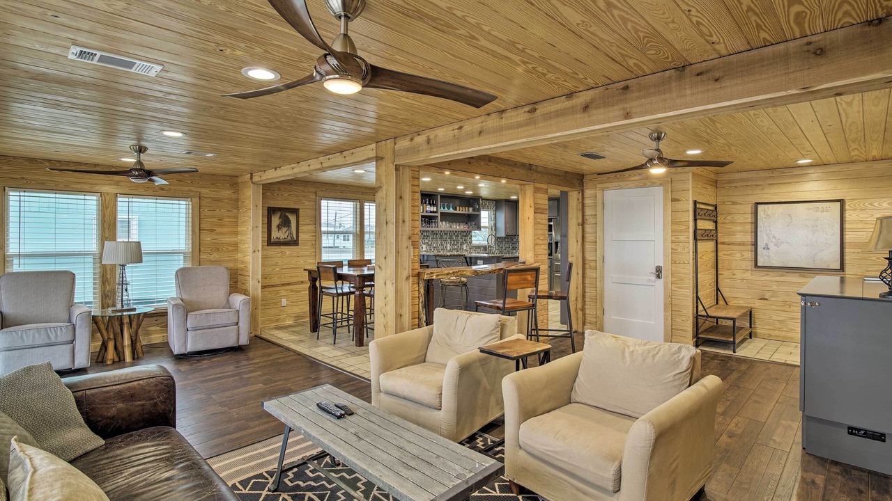 Photo of Livingroom in Rockport