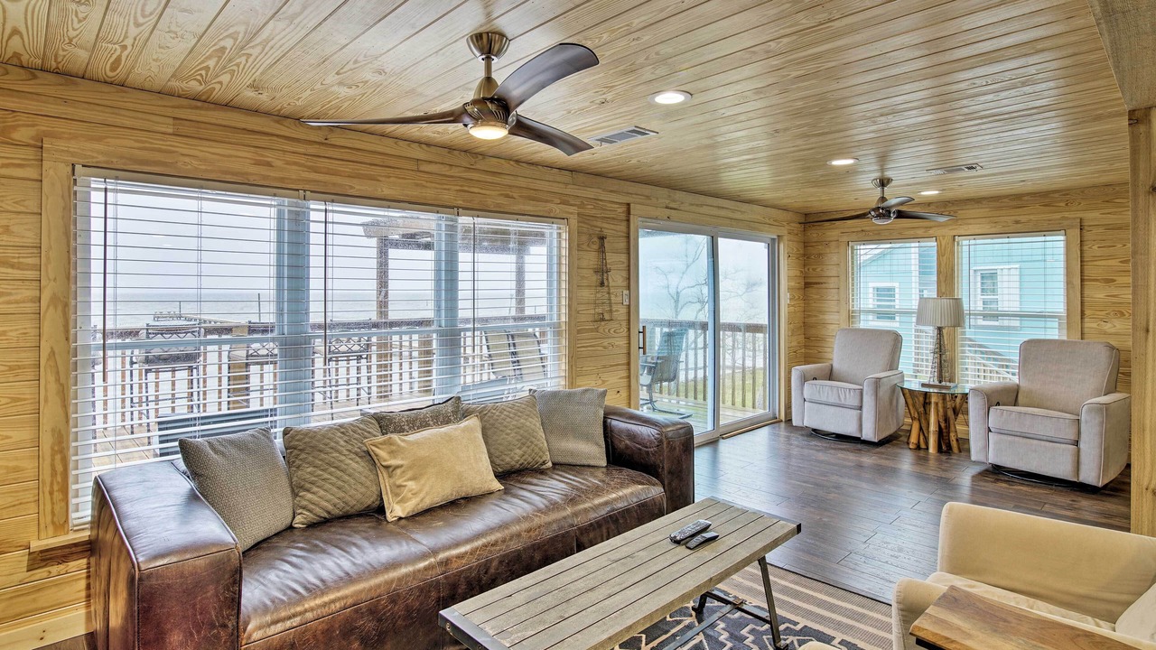 Photo of Livingroom in Rockport