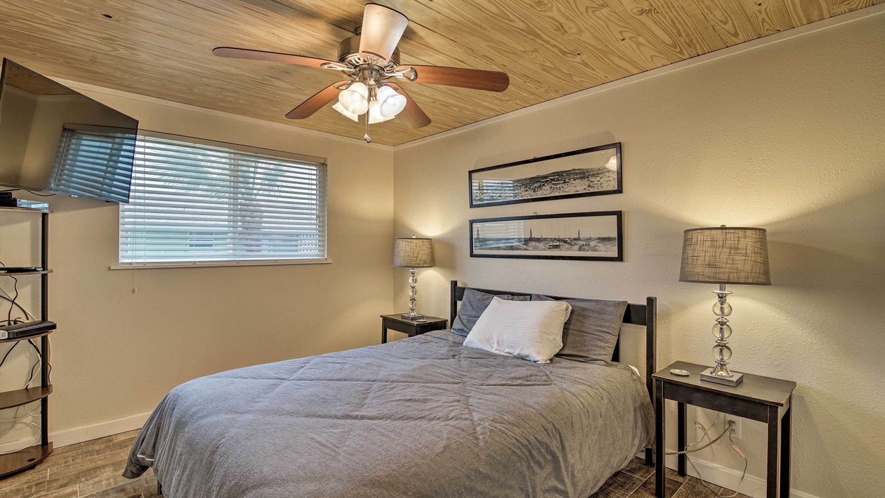Photo of Bedroom in Rockport