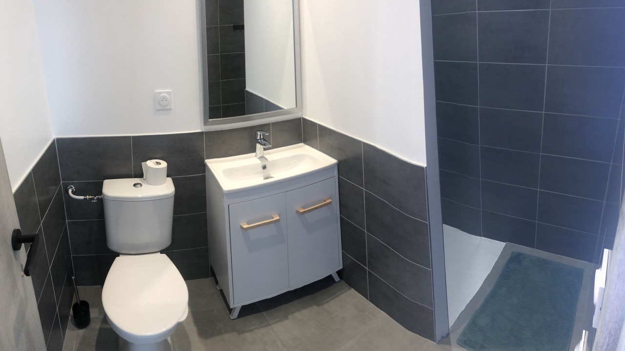 Photo of Bathroom in Saint-Jean-de-la-Porte