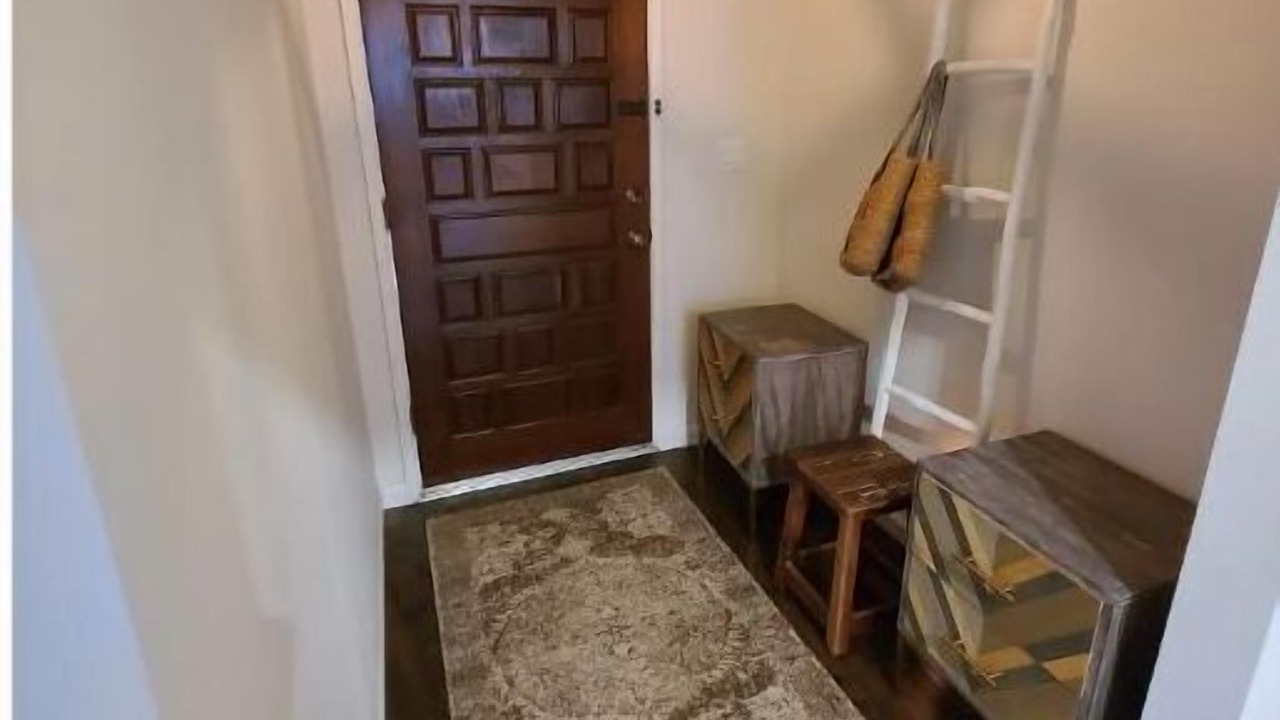 Photo of Others in West Alameda