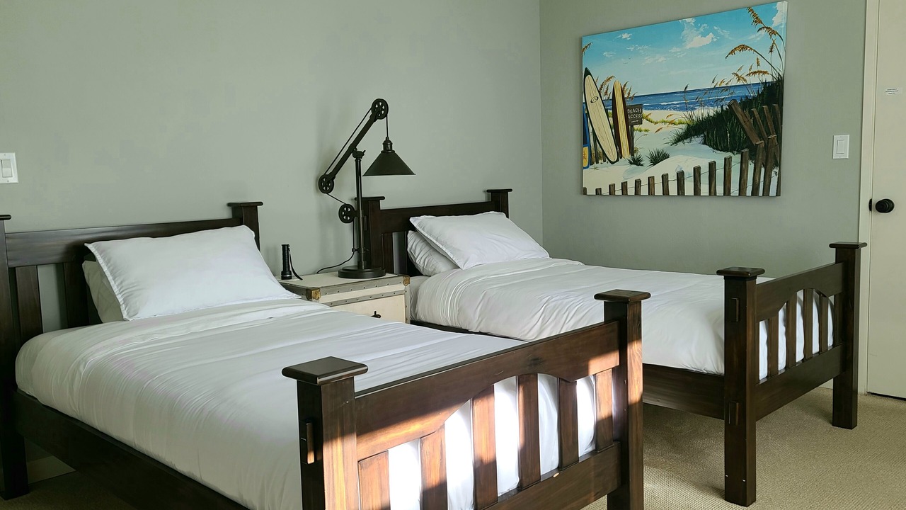 Photo of Bedroom in West Alameda