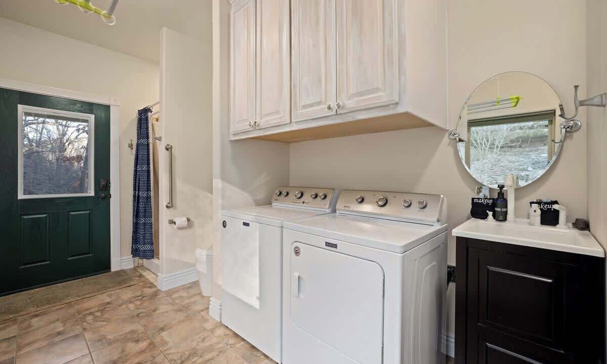 Photo of Bathroom in Sylvan Shores