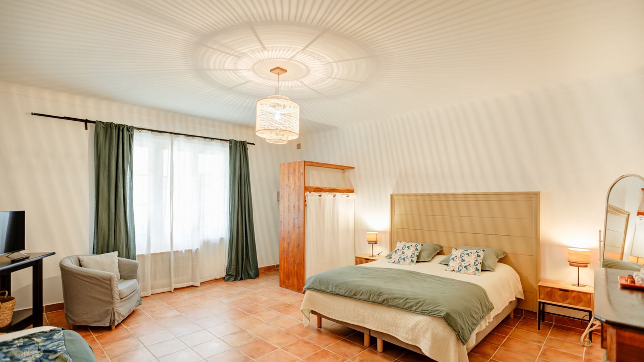 Photo of Bedroom in Pont-Saint-Esprit