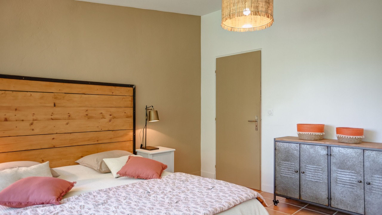 Photo of Bedroom in Pont-Saint-Esprit