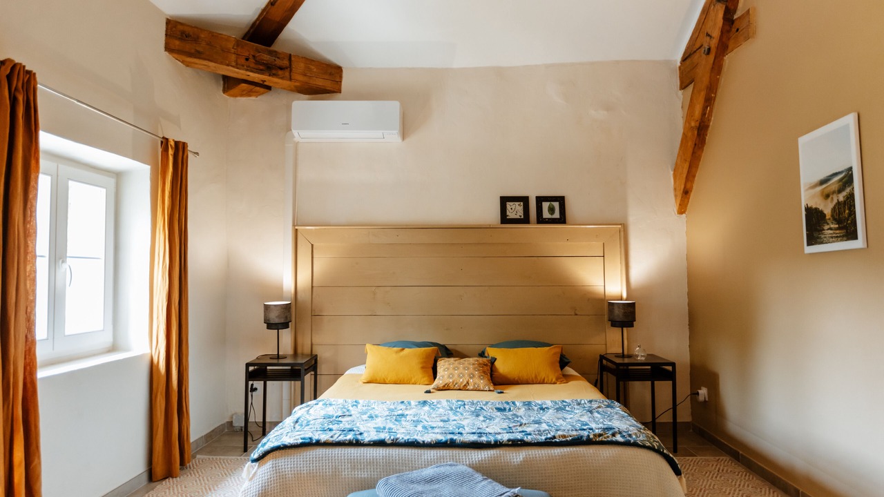 Photo of Bedroom in Pont-Saint-Esprit