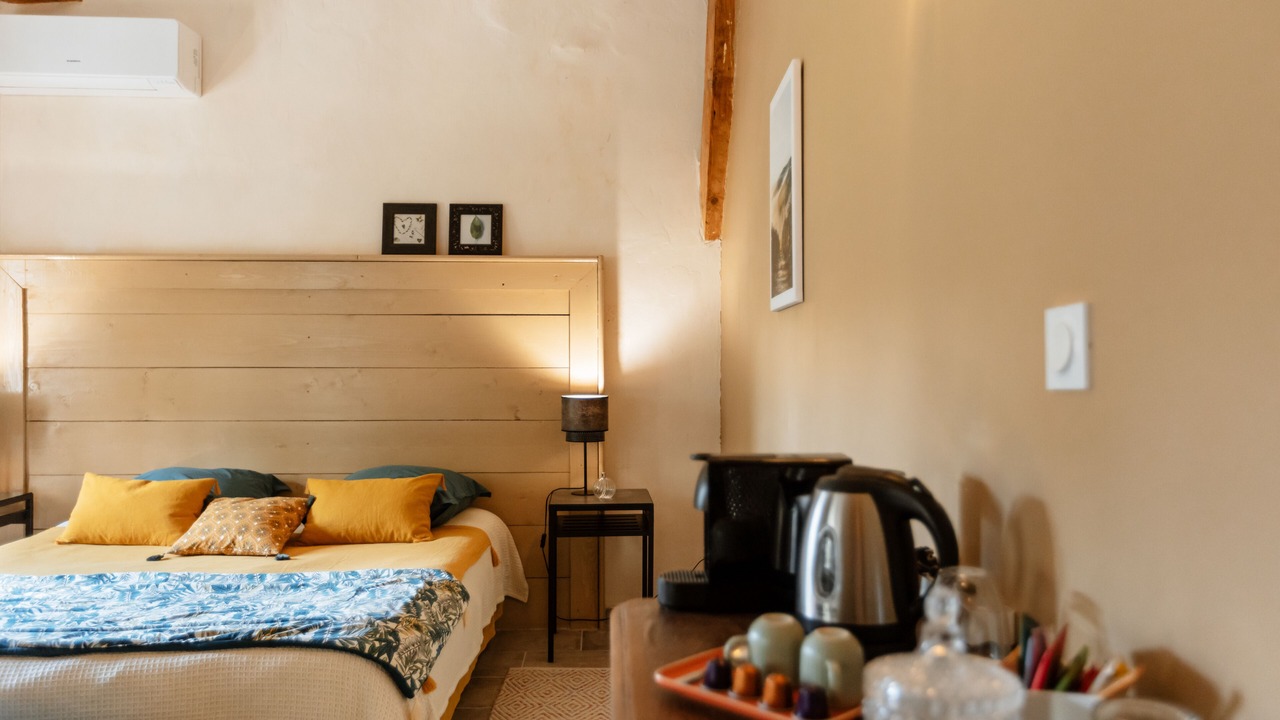 Photo of Bedroom in Pont-Saint-Esprit