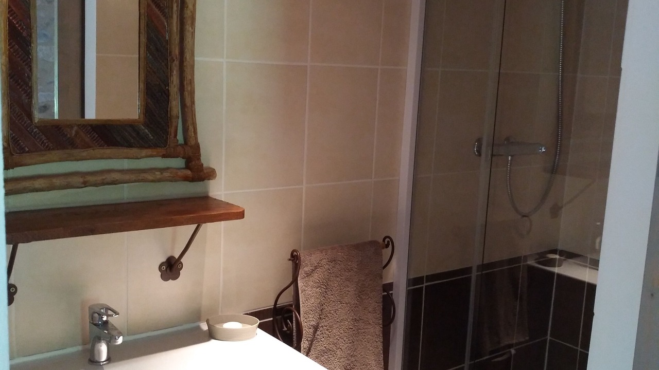 Photo of Bathroom in Savasse