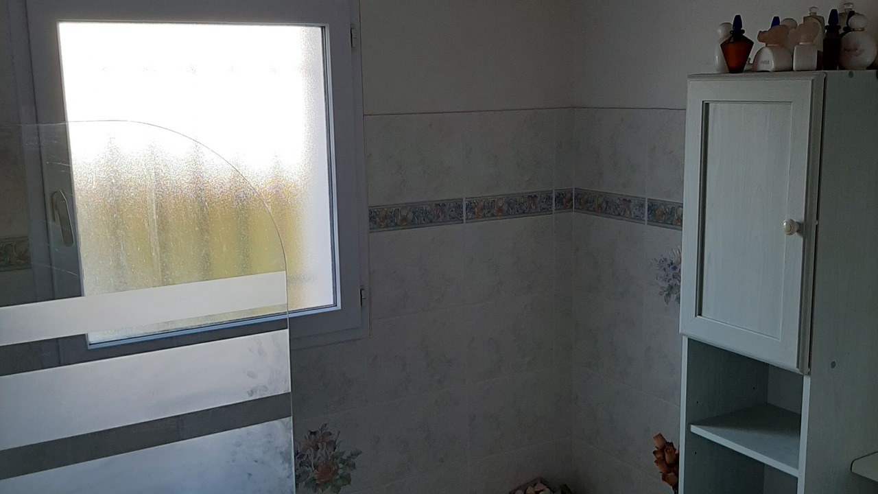 Photo of Bathroom in Grosbreuil