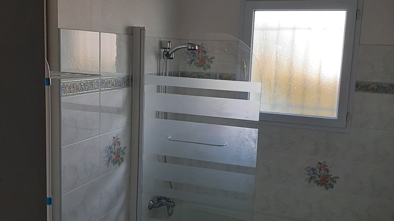 Photo of Bathroom in Grosbreuil