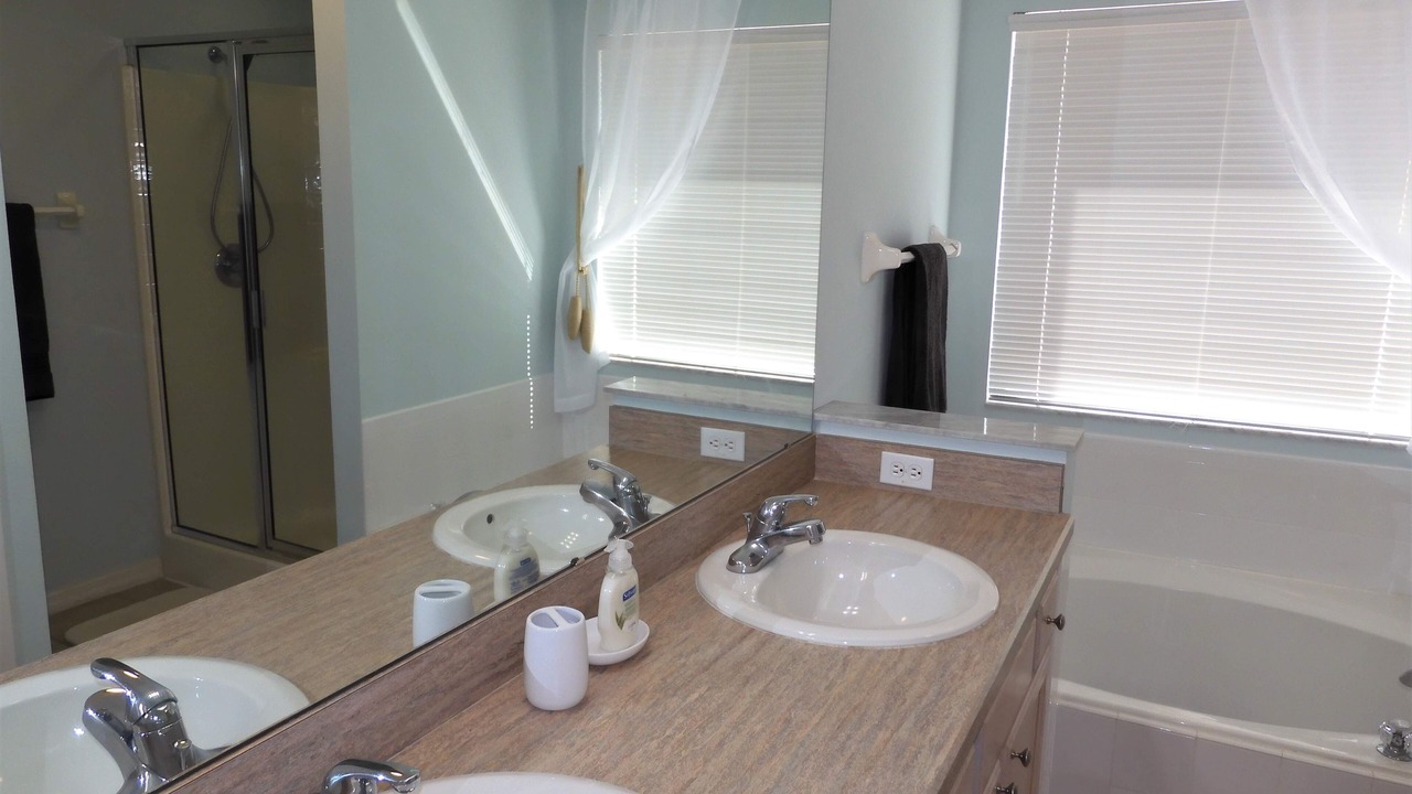Photo of Bedroom in Lake Wilson Preserve