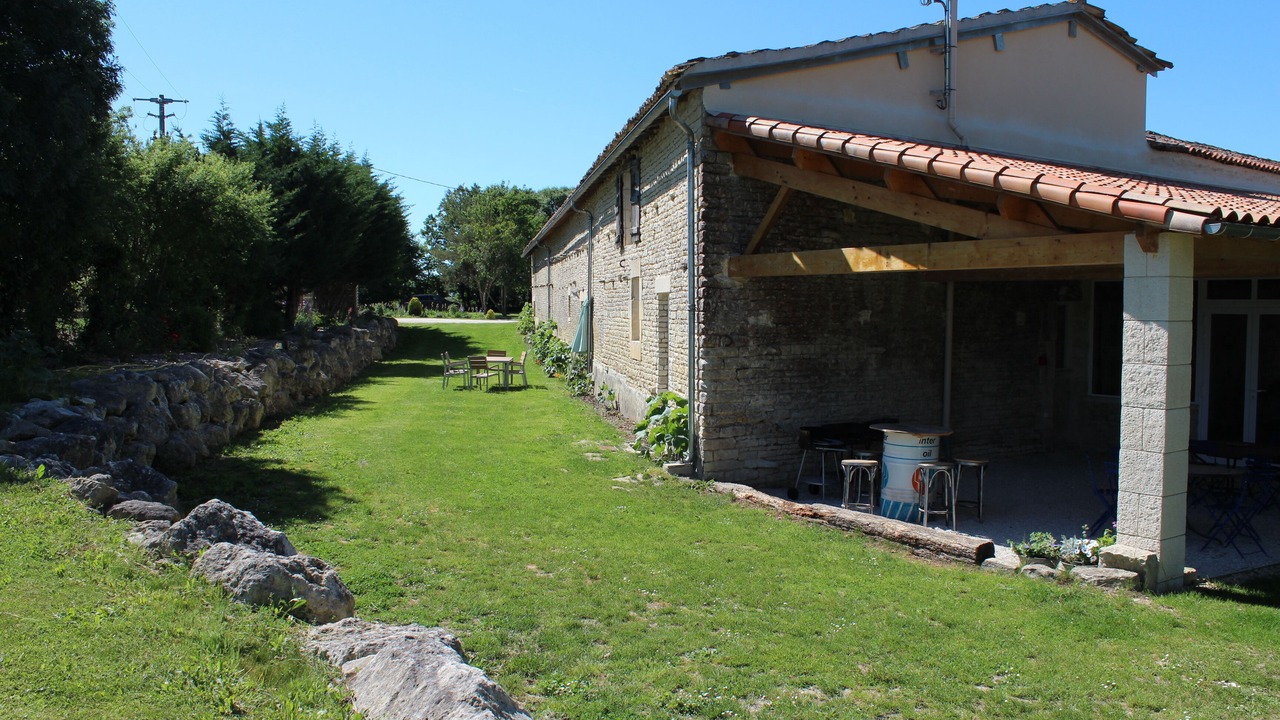 Photo of Outdoor in Saint-Pierre-d'Amilly