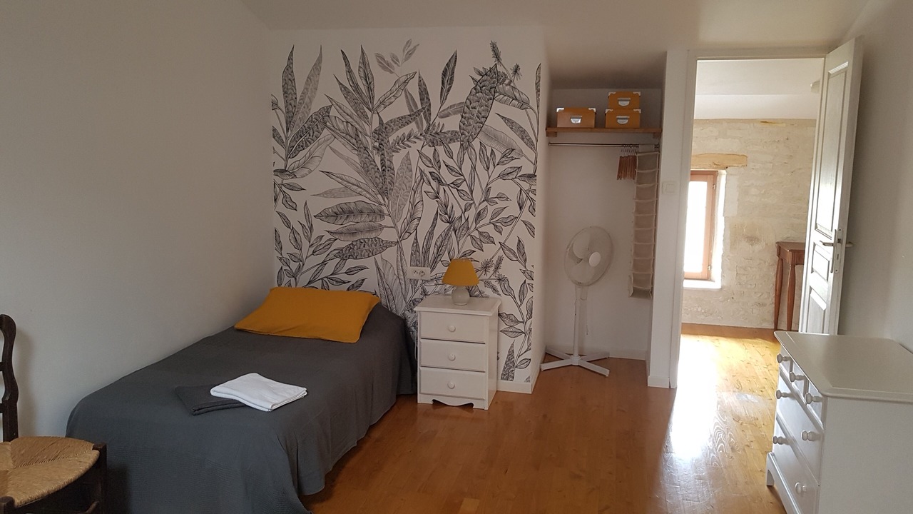 Photo of Bedroom in Saint-Pierre-d'Amilly