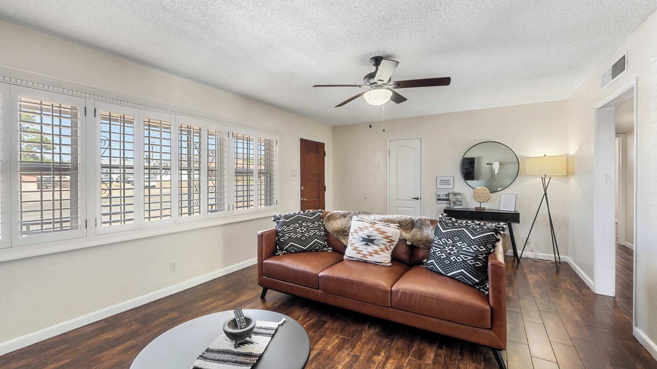 Photo of Livingroom in El Paso