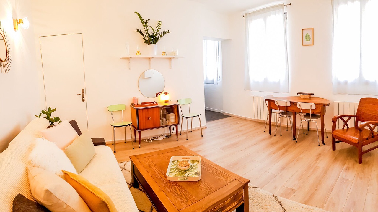 Photo of Livingroom in Quartier Saint-Marc - Croix de Pierre - Saint-Nicaise