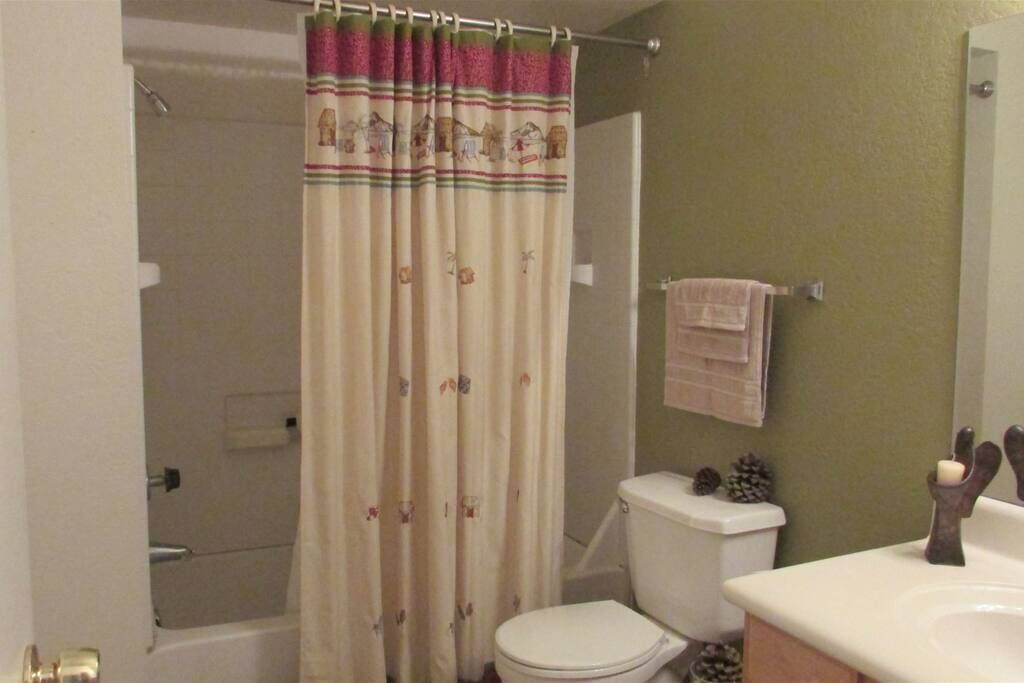 Photo of Bathroom in Glendale