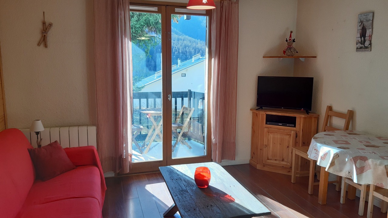 Photo of Livingroom in Saint-Etienne-de-Tinee