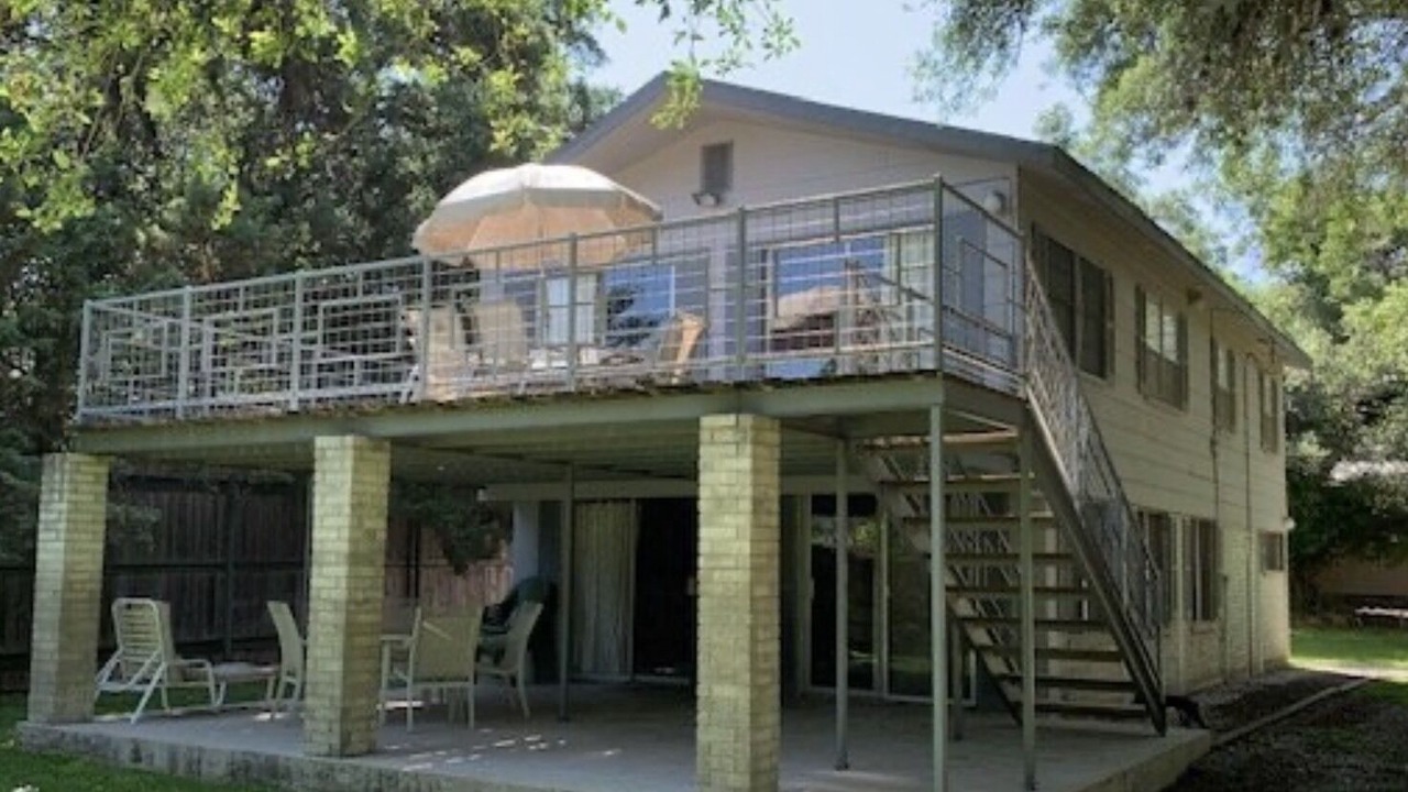 Photo of Outdoor in Leakey