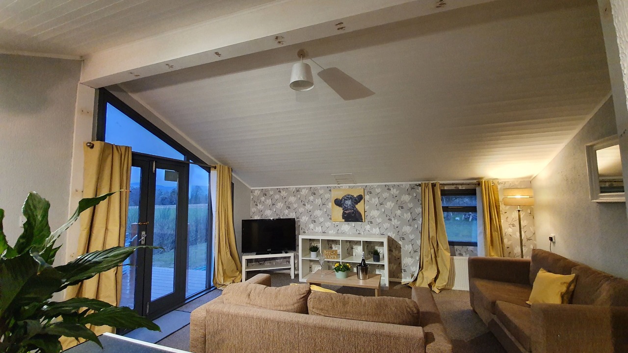 Photo of Livingroom in Llanychan