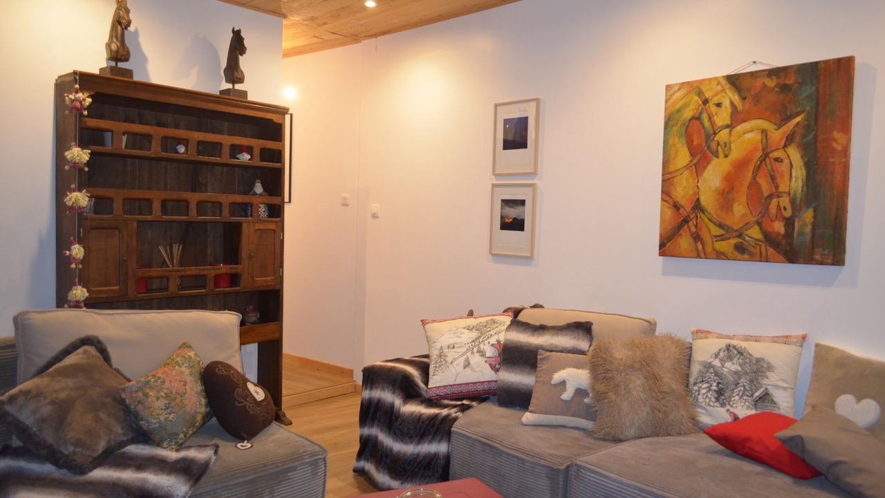 Photo of Livingroom in Moretel-de-Mailles
