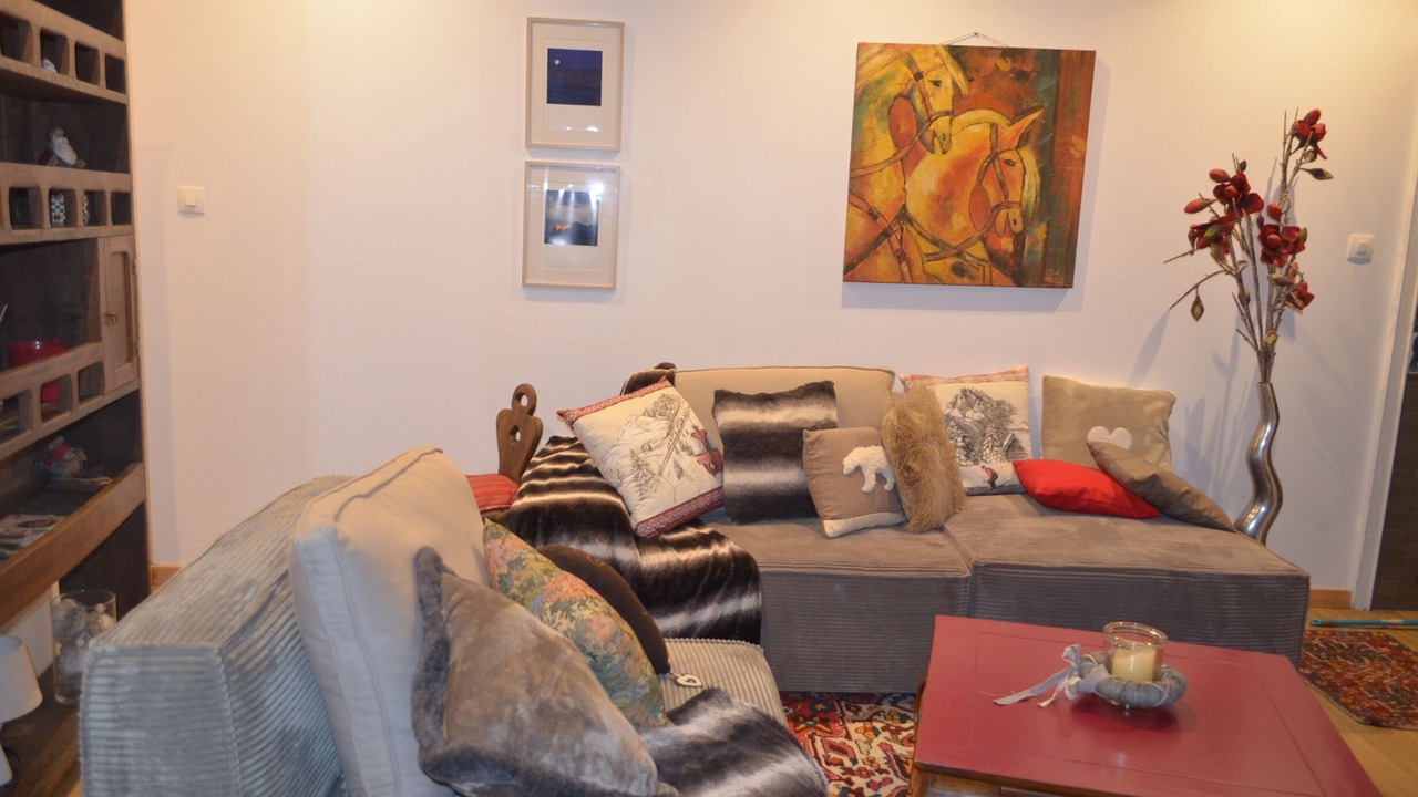 Photo of Livingroom in Moretel-de-Mailles
