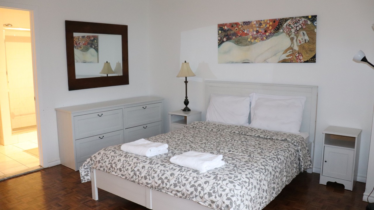 Photo of Bedroom in Little Burgundy