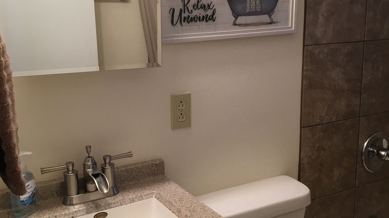 Photo of Bathroom in Cook Station