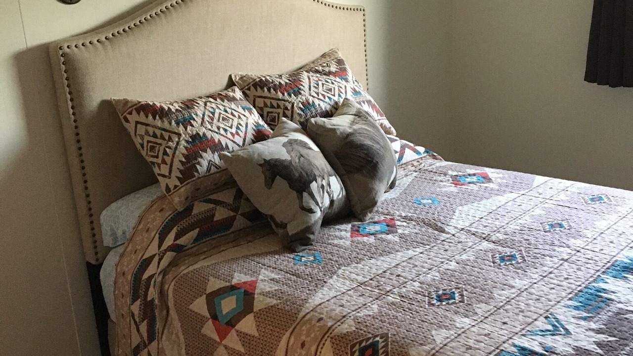 Photo of Bedroom in Cook Station