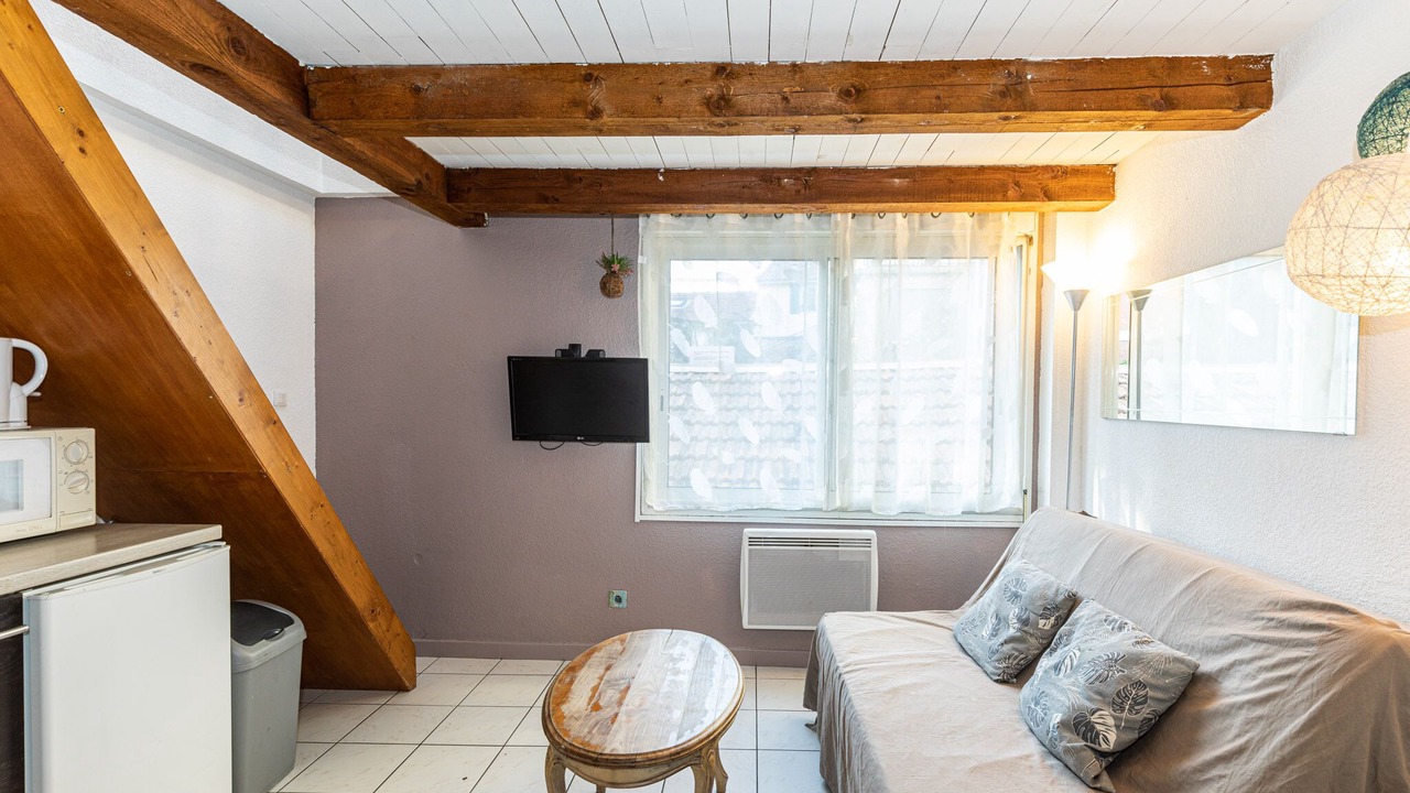 Photo of Livingroom in Les Arceaux