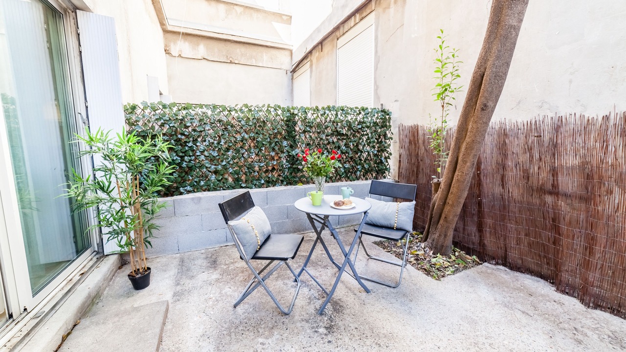 Photo of Outdoor in Les Arceaux