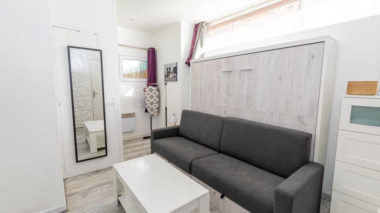 Photo of Livingroom in Les Arceaux