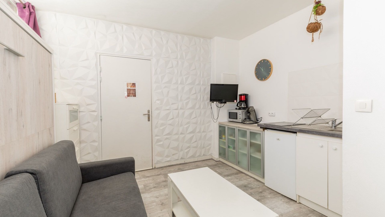 Photo of Livingroom in Les Arceaux