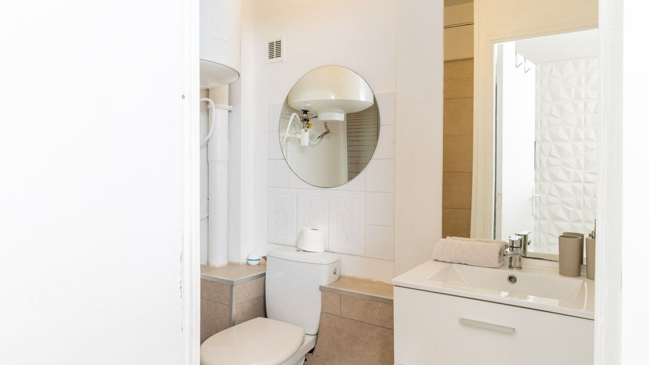 Photo of Bathroom in Les Arceaux