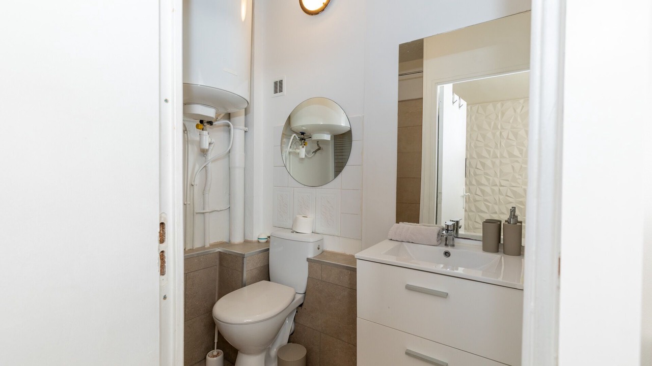 Photo of Bathroom in Les Arceaux