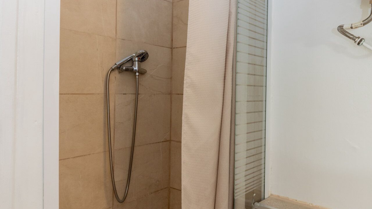 Photo of Bathroom in Les Arceaux