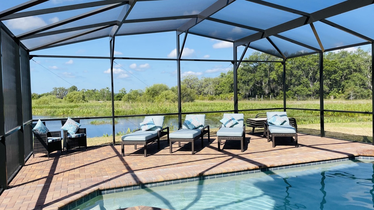 Photo of Outdoor in Loughman