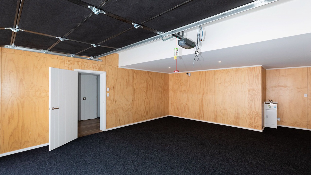 Photo of Others in Oakura