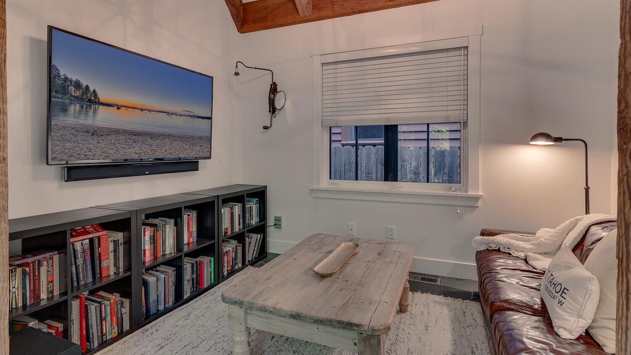 Photo of Livingroom in Brockway