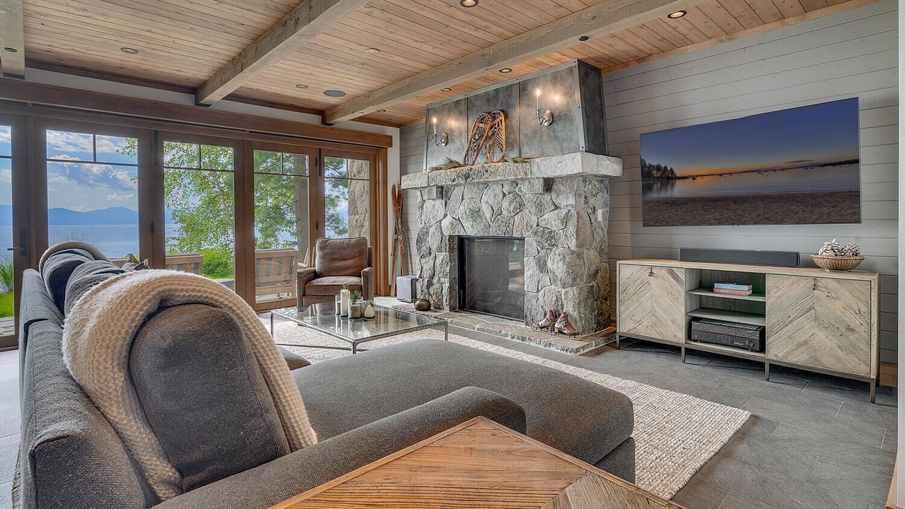 Photo of Livingroom in Tahoe City