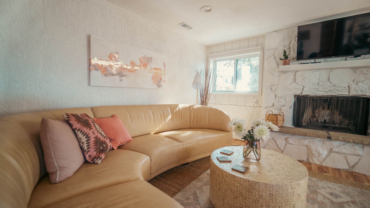 Photo of Livingroom in Northeast Colorado Springs