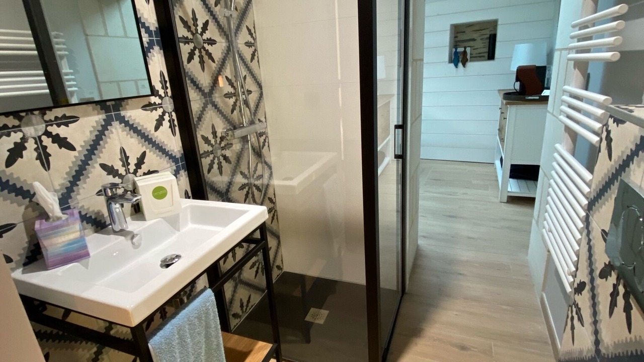 Photo of Bathroom in La Dagueniere