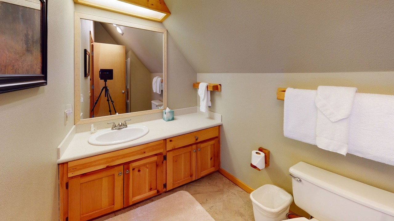 Photo of Bathroom in Sunriver