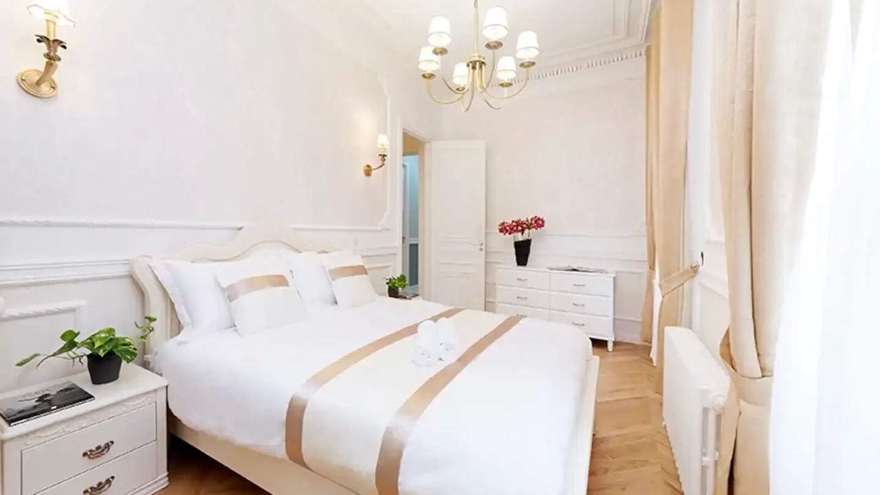 Photo of Bedroom in Chaussee-d'Antin