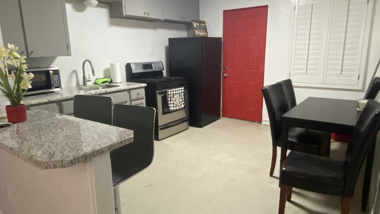 Photo of Kitchen in Pershing - Government Hill