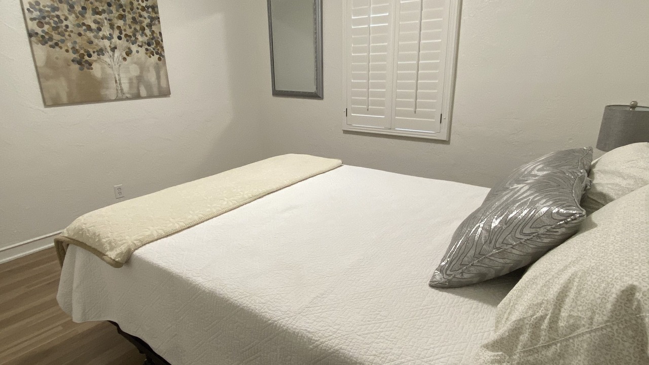 Photo of Bedroom in Pershing - Government Hill