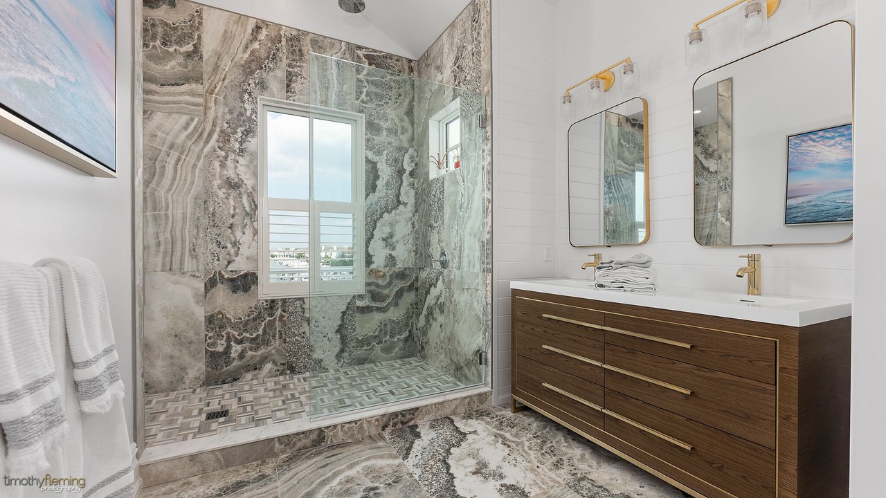 Photo of Bathroom in Stone Harbor