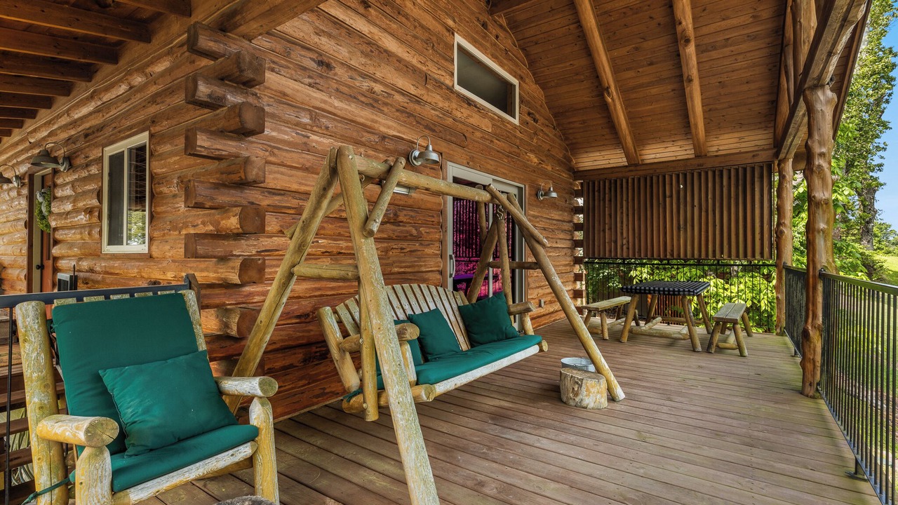 Photo of Patio Balcony in Sylvan Shores
