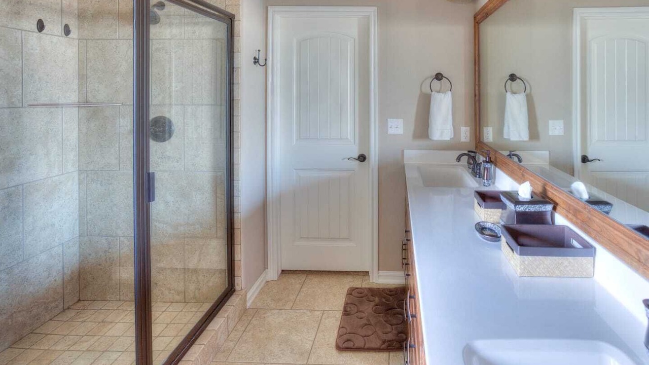 Photo of Bathroom in Broken Arrow