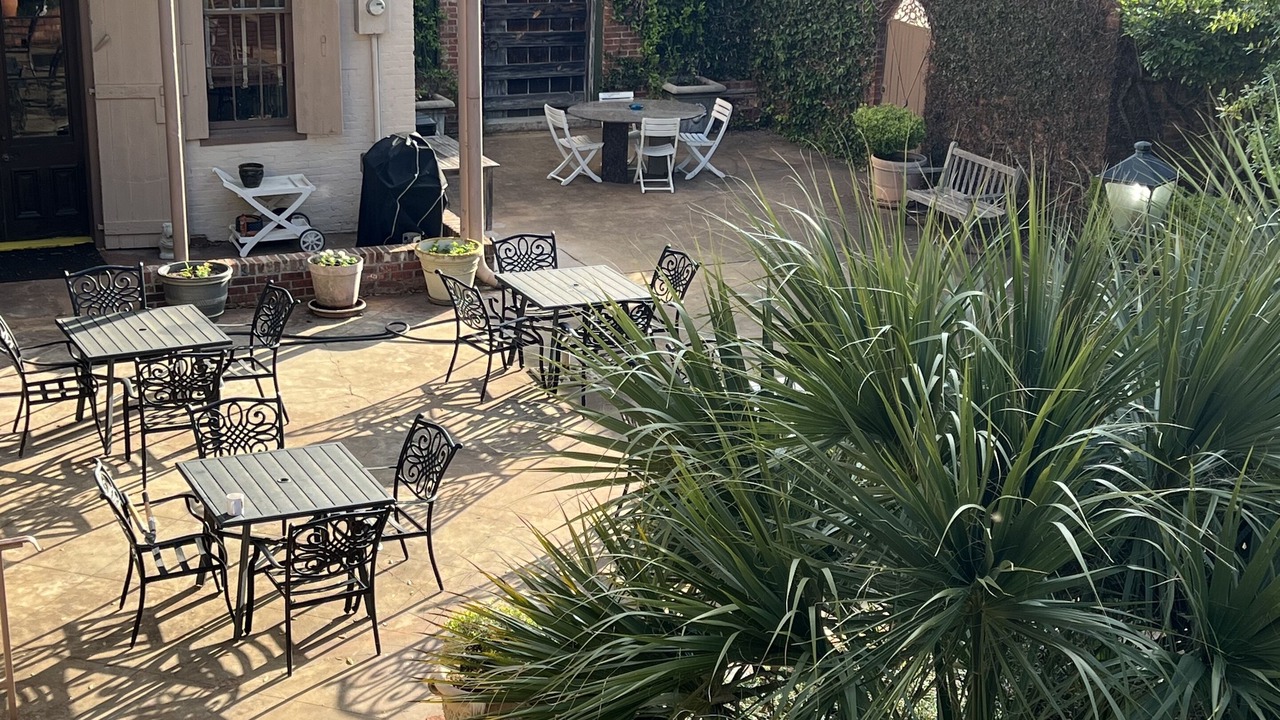 Photo of Patio Balcony in Natchez